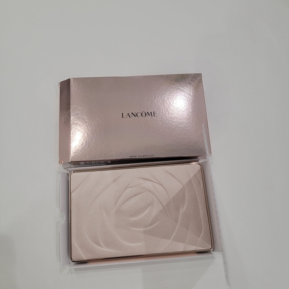 🆕️Lancome Holiday Rose Gold Eyeshadow Palette - Picture 3 of 4